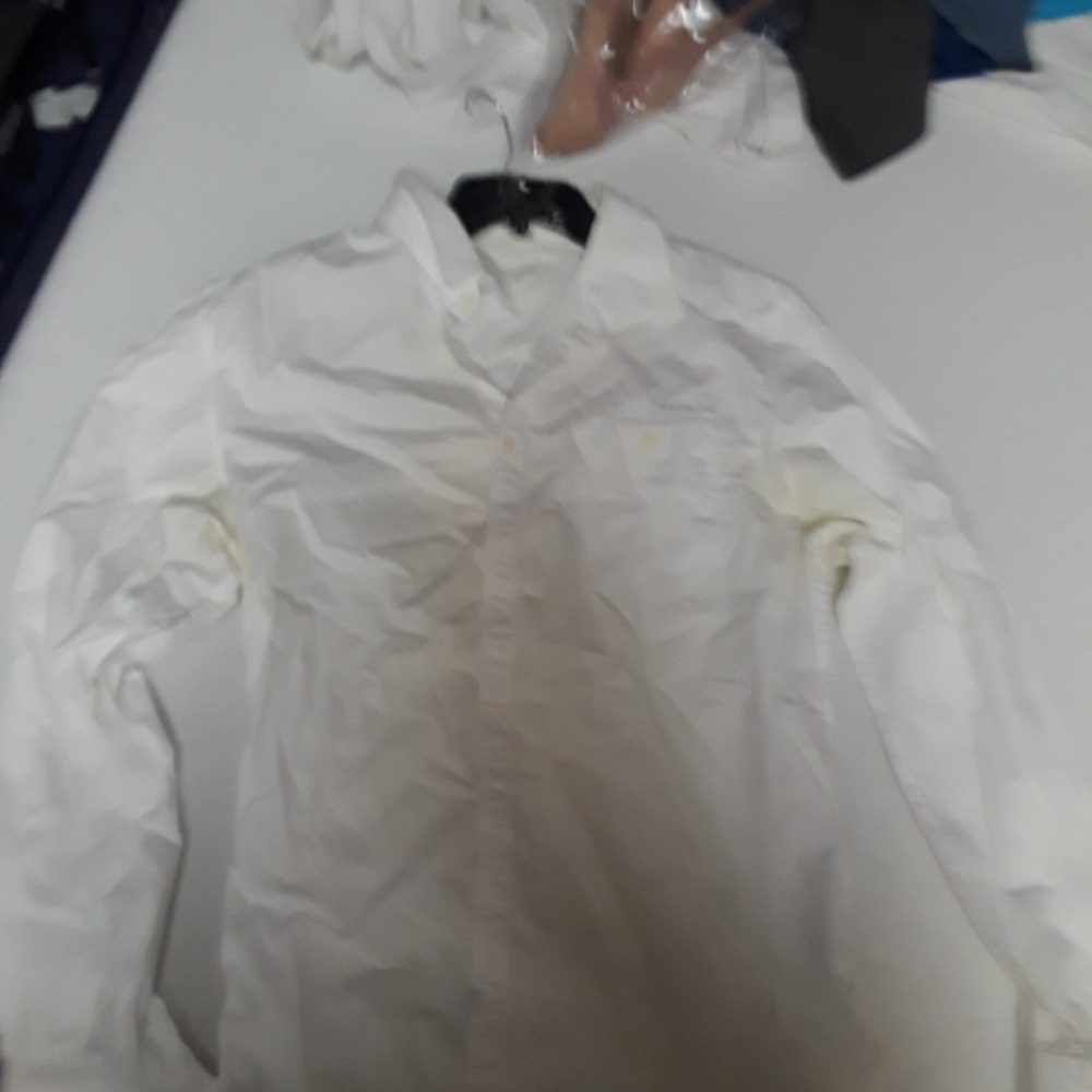 Shirt - Picture 2 of 3